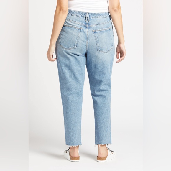 Women’s Good American The Weekender Jeans GWE062T Indigo046 Size - Picture 2 of 15